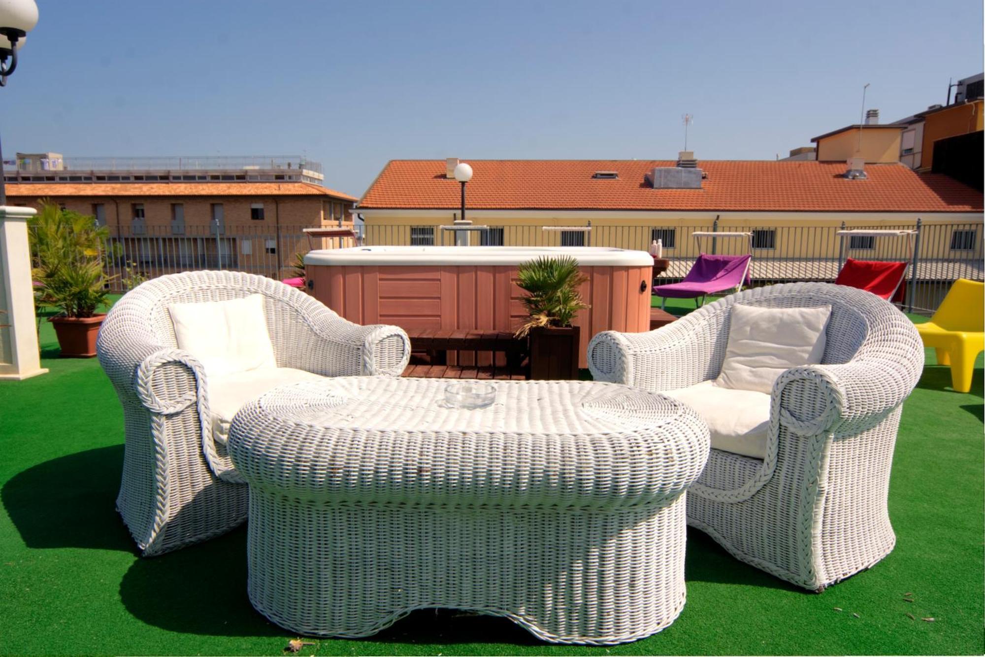 Residence Divina Rimini Buitenkant foto