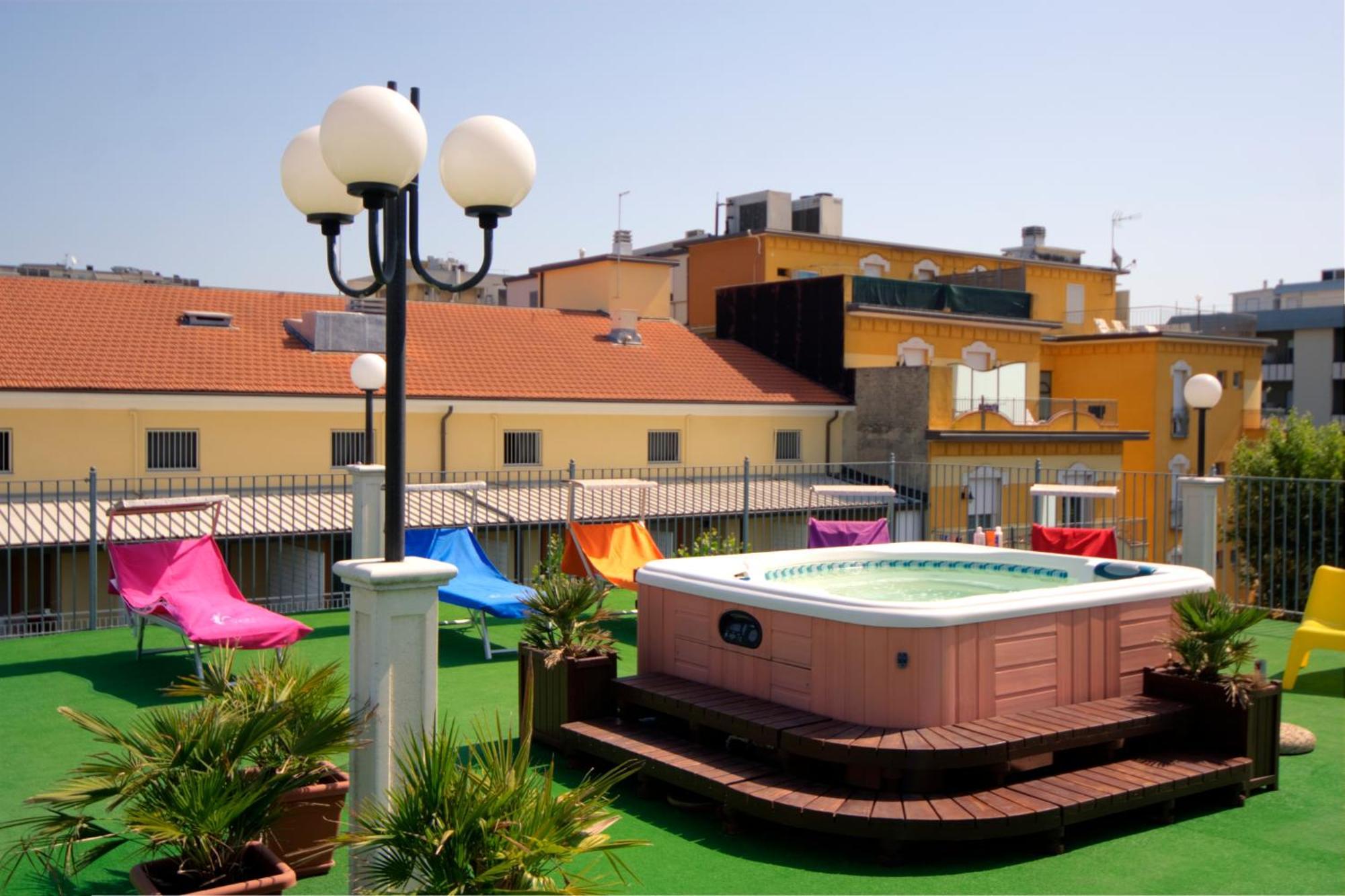 Residence Divina Rimini Buitenkant foto
