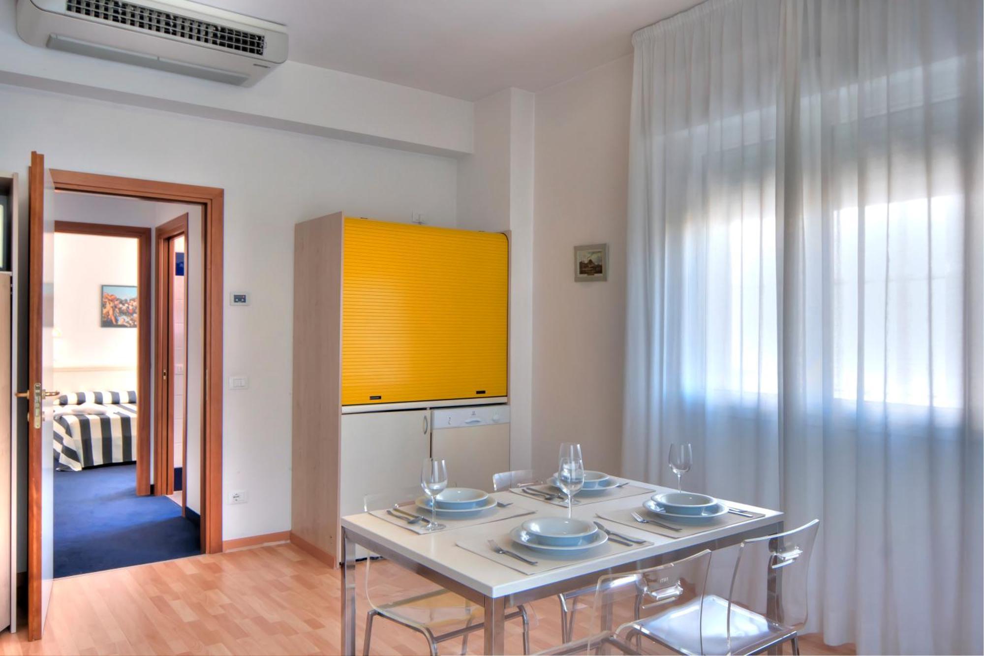 Residence Divina Rimini Buitenkant foto