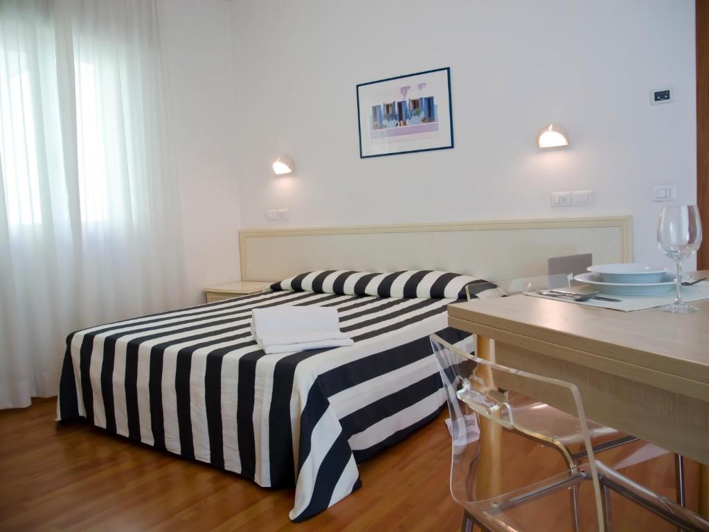 Residence Divina Rimini Kamer foto
