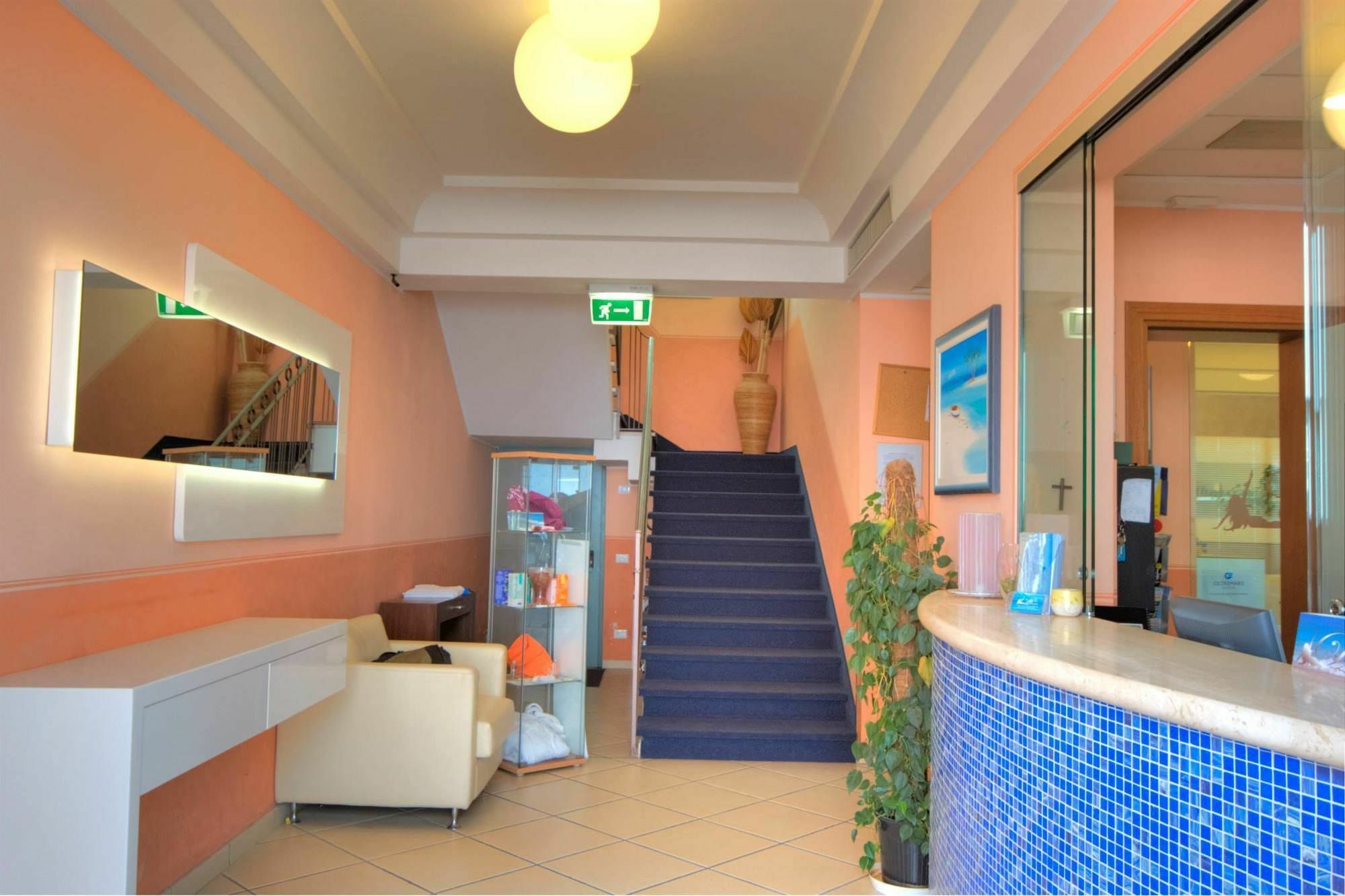 Residence Divina Rimini Buitenkant foto